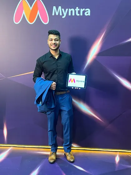 After performing my custom iPad Magic act for the Myntra Annual Awards 2024 in Bengaluru. Integrating their brand directly into the digital illusions was a highlight of the night.