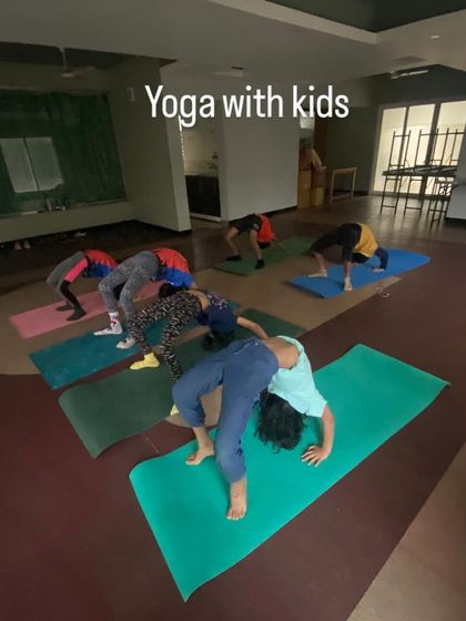 Shanthi Krishnan - Yoga Instruction Yoga for Kids & Young Athletes photo 17