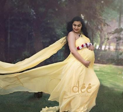Dee Yashaswini - Occasion Wear Rentals Maternity Photoshoot Outfits photo 34