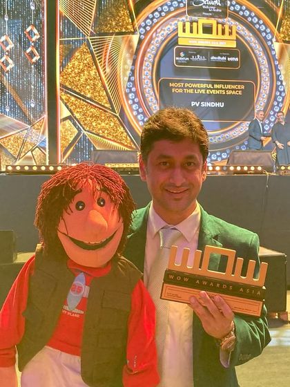 Posing with my puppet and the WOW Award for 'Most Powerful Influencer for the Live Events Space'. We strive to make every live performance memorable.