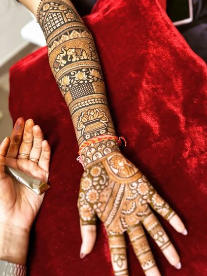 Priya Verma - Bridal & Wedding Mehndi Full Bridal Mehndi photo 34