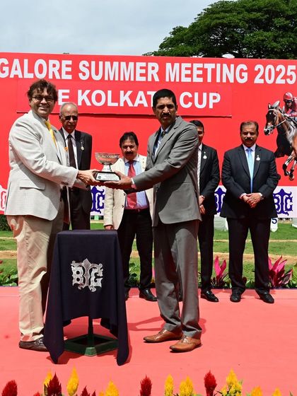 The Kolkata Cup presentation by a Steward of the Royal Calcutta Turf Club, highlighting our nationwide connections.