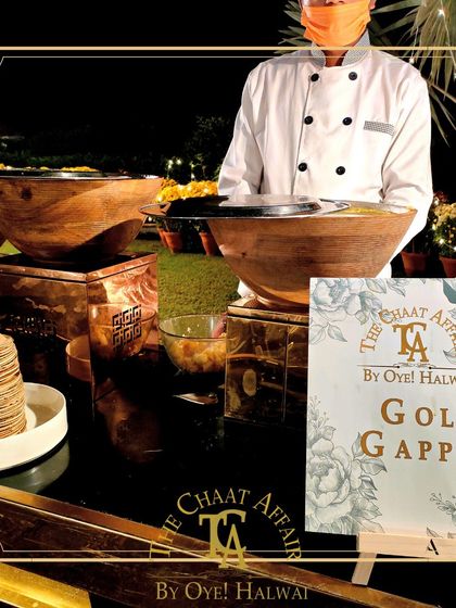 Our Gol Gappa station is designed for an authentic experience. We use large wooden bowls for the fillings and serve each puri by hand to ensure the perfect balance of flavors and the freshest taste, far superior to self-service dispensers.