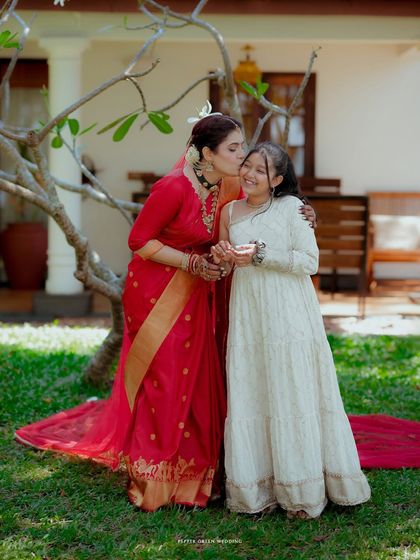 A heartwarming moment between the bride and her daughter, who was a special witness to her parents' wedding.