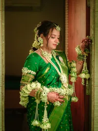 Custom Fresh Floral Jewellery