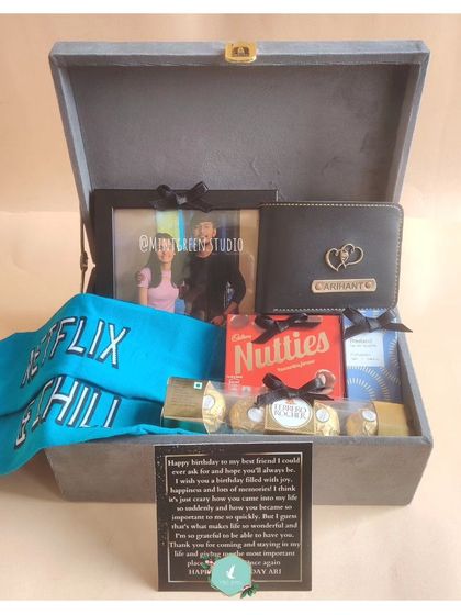 Mint Green Gift Studio - Custom Gift Hampers For Him: Thoughtful & Classy photo 5