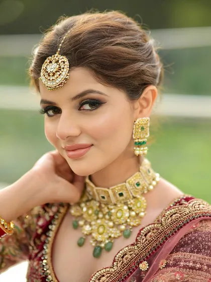 A close-up focusing on the soft glam eye makeup for this bride. The look is elegant and timeless, enhancing her natural beauty without being overpowering.