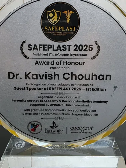 I was honored to receive this Award of Honour for my contribution as a guest speaker. For me, these recognitions are not just trophies; they represent a commitment to advancing the field of aesthetic dermatology and ensuring patient safety.