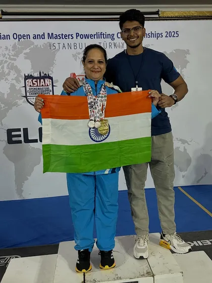 Here I am with my athlete Shweta, an Asian Champion and record holder. A dental surgeon and a mother, she proves that with dedication, you can balance a demanding career, family, and elite-level powerlifting. Her journey is a true inspiration.
