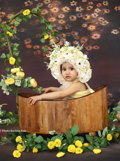 Another angle of the yellow floral bath theme, capturing a serene moment.