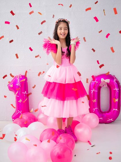 Confetti and smiles! A 10th birthday is a big deal, and I love capturing the excitement and energy of this special milestone.