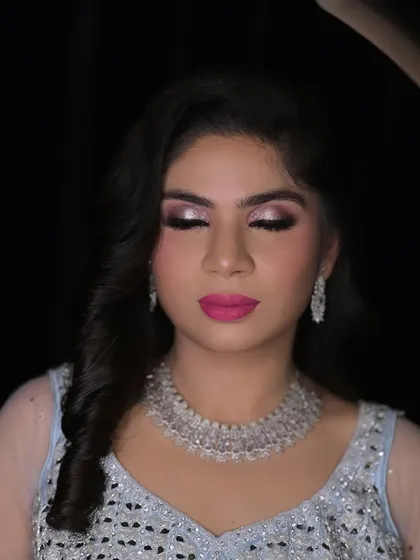 Another angle of the engagement bride, with the ring light creating a beautiful catchlight in her eyes.