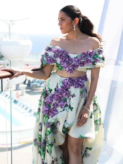 Show-Stopping Gowns & Cocktail Dresses photo 6