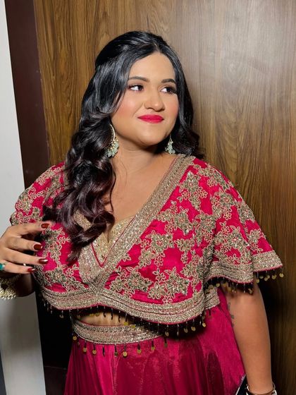 A side view of the makeup and hairstyle.