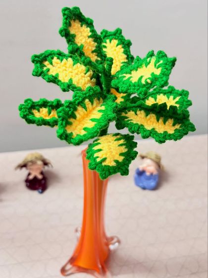 Everlasting Crochet Blooms & Decor photo 4