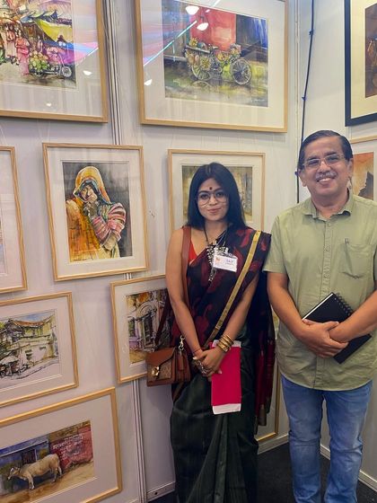 It's a special feeling when your work is appreciated by someone you consider a 'Guru'. Here I am with the respected artist Vanidas Mangathil sir at the India Art Festival.