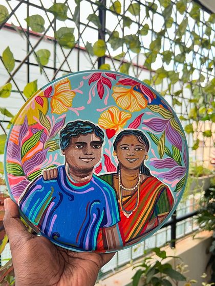 A client's friend surprised her with this beautiful custom plate featuring a portrait of her parents. It was an emotional and heartwarming gift to create.