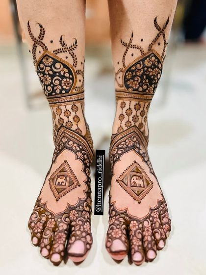 Beautiful Bridal Feet photo 13