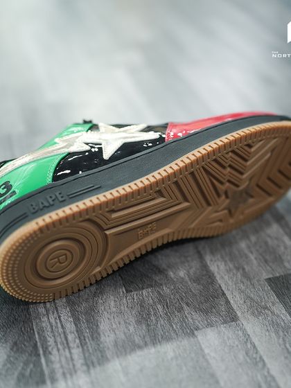 The gum outsole of the Bapesta Dubai edition, showing the classic Bape tread pattern.