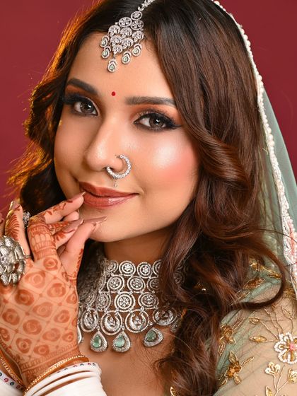 Manveen Kaur - Advanced Pro Makeup Course Student Portfolios: Bridal & Glam Looks photo 19