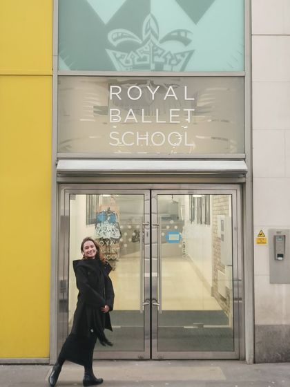 A throwback to an inspiring day at the Royal Ballet School in London. Being in such an iconic place fuels my passion for this art form.