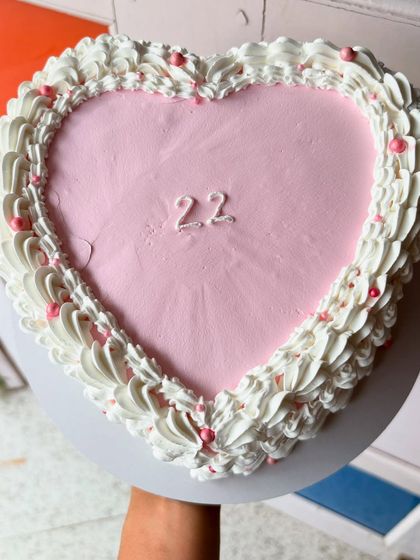 Drishtii Anandd - Custom Celebration Cakes Elegant & Floral Cakes photo 28