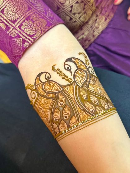 Intricate Bridal & Engagement Henna photo 16