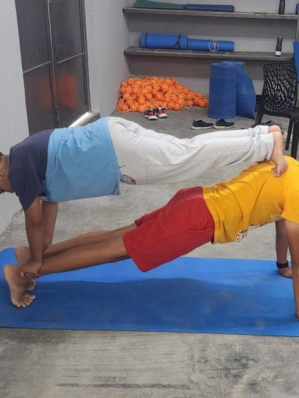 Swimsquare - Swimming Lessons Dry-Land Training: Strength & Flexibility photo 97