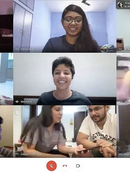 This is what our virtual classroom looks like, full of happy dogs and even happier hoomans! We love seeing our clients and their furry family members connect and learn together during our group online training sessions. It's a community of dedicated pet parents from all over.