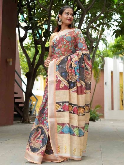 Another view of the Kalamkari print 1-Minute Saree, showcasing the vibrant colors and intricate patterns on the pallu. This pre-stitched saree combines heritage craft with modern convenience.