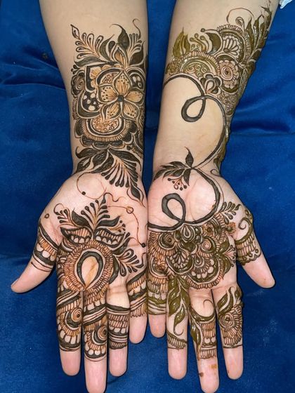 The complete view of the two-part Arabic and Gulf design. Perfect for someone who wants something a little different.