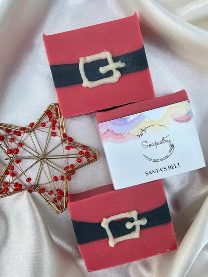 Announcing an end-of-season sale on my last few Christmas soaps! It's a great chance to stock up on these festive, chemical-free bars.