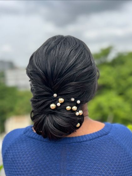 Dakshayini - Hairstyling Academy & Workshops Elegant Buns & Updos photo 8