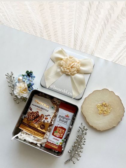 Thoughtful Return Favors photo 3