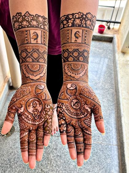 Mohak Mehendi - Professional Mehndi Artistry Personalized Storytelling Mehndi photo 17