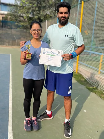 We are incredibly proud of our player Arsheen Sappal, seen here after winning the Girls Under-18 title at an AITA CS-7 tournament. Our high-performance program is designed to equip senior players with the technical skill and mental fortitude needed to succeed on the national tennis circuit.
