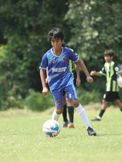 Another shot of Vihaan Bhatli, our own Sergio Busquets Jr., calmly dictating play from the midfield.