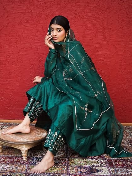 Karan - Portrait & Headshot Photography Studio Portraits: Modern & Traditional photo 4