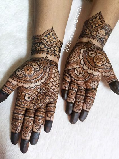 Sonu - Bridal & Wedding Mehndi Intricate Bridal Designs photo 56