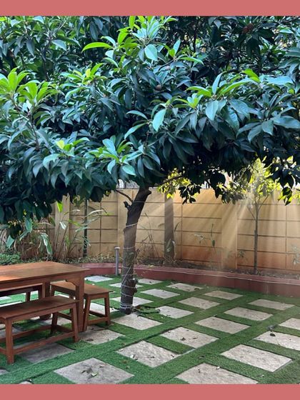 Sprawling Gardens & Farmhouse Landscapes photo 3