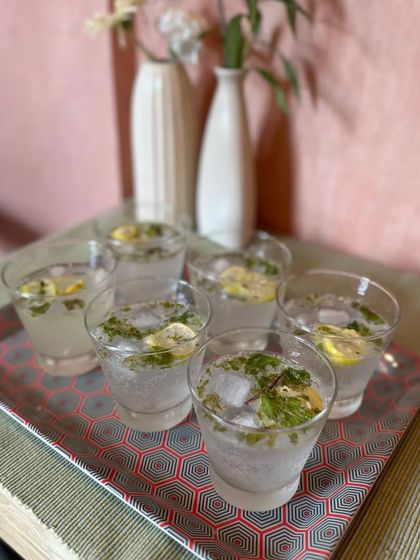 Our workshops are a full sensory experience. We provide a colorful ambiance, delectable food, and refreshing drinks to make your creative session a true celebration.