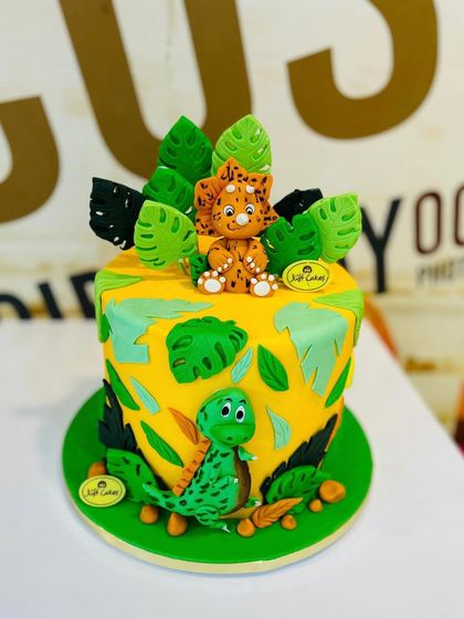 Animal & Jungle Adventure Cakes photo 4