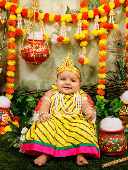 An announcement for the Janmashtami mini sessions, featuring an adorable baby Radha and all the booking details.