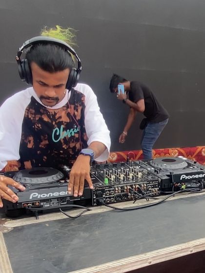 Akzy - Event DJ & Production Services The Mudiyan DJ Brand photo 5