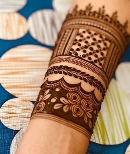 Intricate Bridal & Engagement Mehandi photo 25
