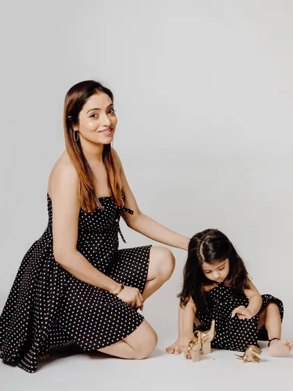 Capturing a playful moment during a mother-daughter studio session. I aim to create a relaxed environment where you and your child can be yourselves.