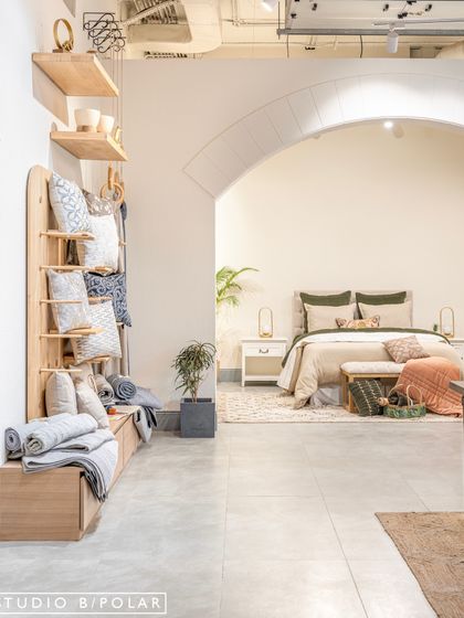 Brand-Focused Retail Design photo 9