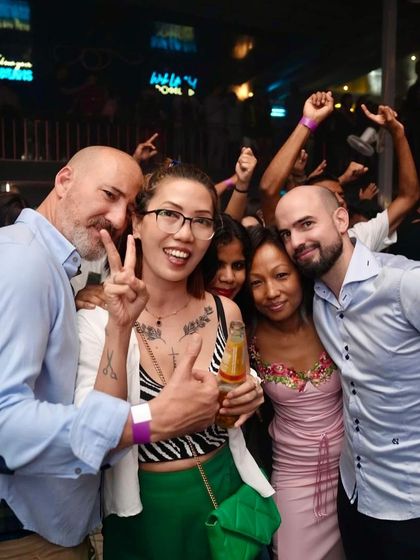 Ivan Nilkon - Live DJ Services The Vibe: It's All About The Crowd photo 131