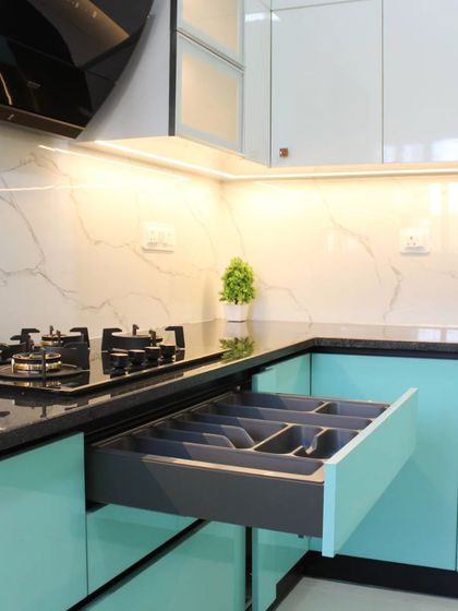 Walls Interior - Modular Kitchen Design Colorful & Two-Tone Kitchens photo 7