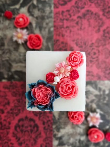 Artistic & Sculptural Candles photo 11